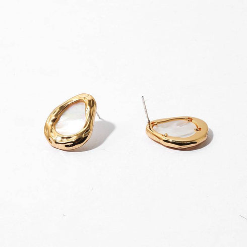 Vintage Mother of Pearls Shell Gold Earrings - Zafari Studio Jewelry